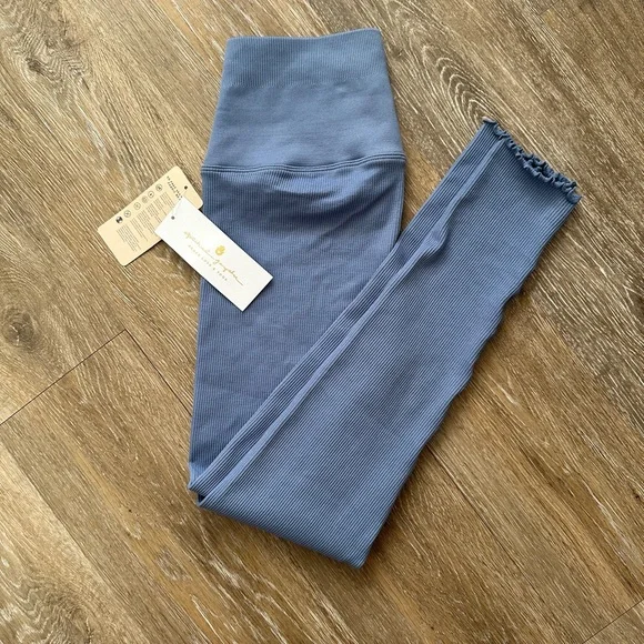 SPIRITUAL GANGSTER Lettuce Hem Leggings Dusty Blue SIZE EXTRA SMALL XS 2 4 Yoga - Picture 2 of 3